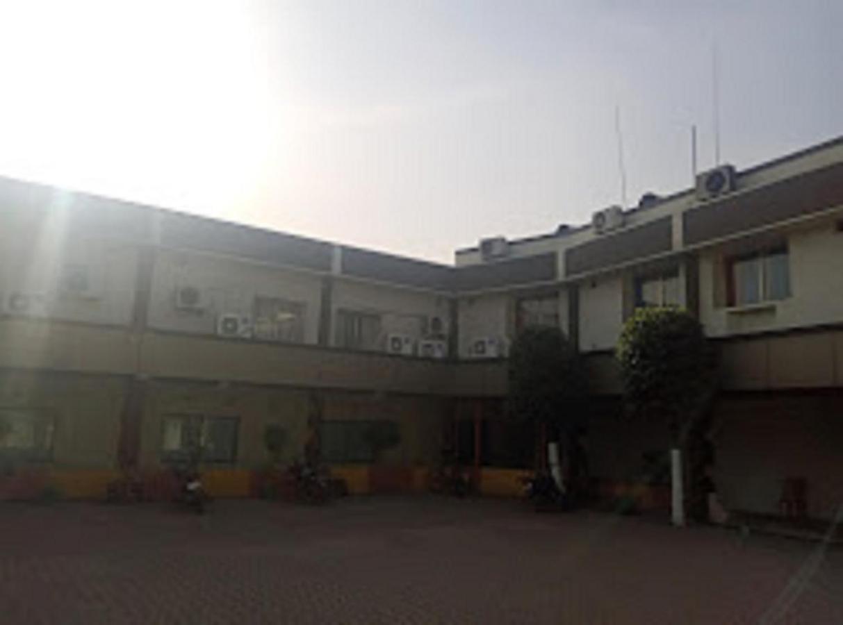 Hotel Center Point- Chhattisgarh Korba Buitenkant foto