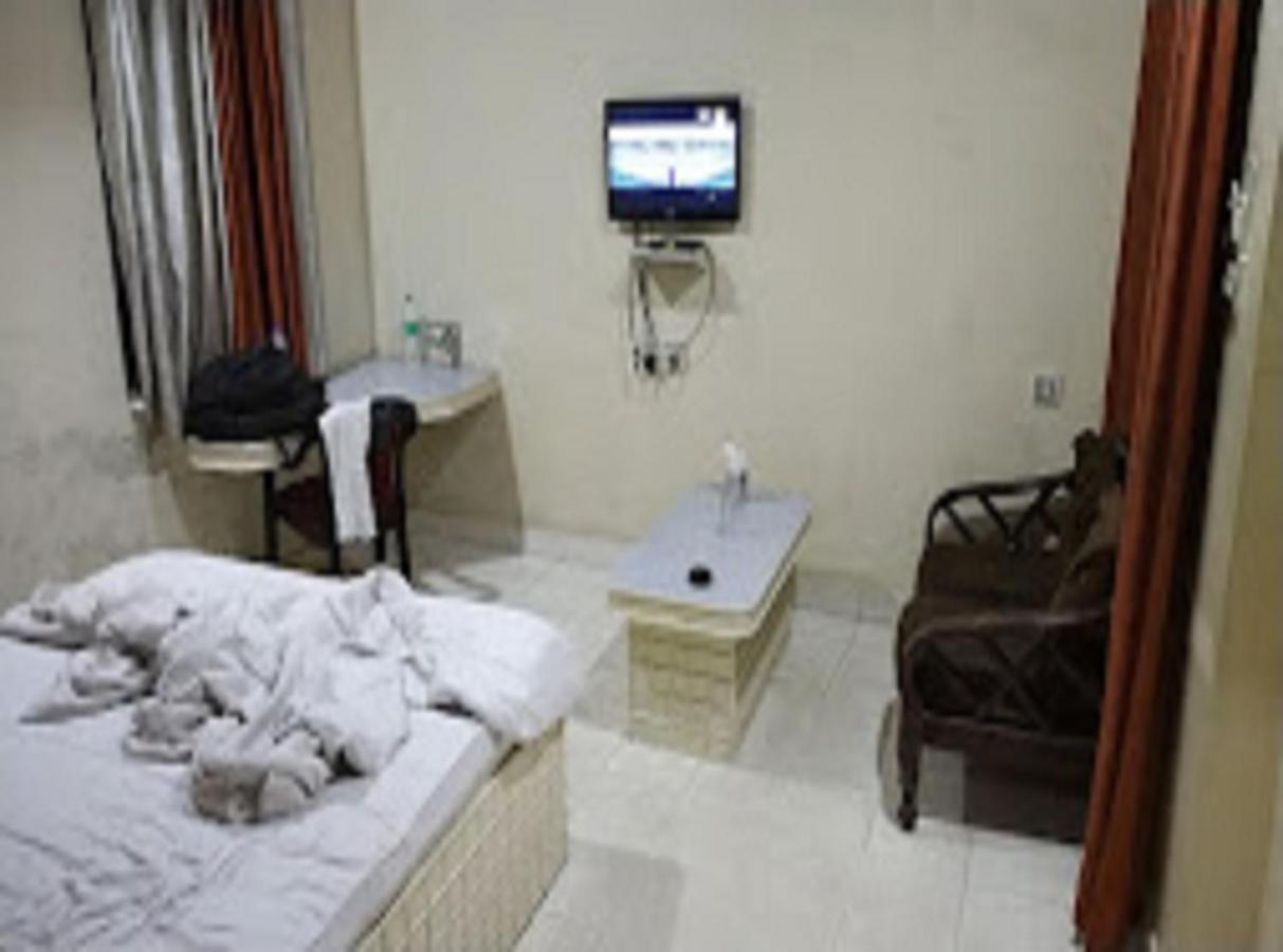 Hotel Center Point- Chhattisgarh Korba Buitenkant foto